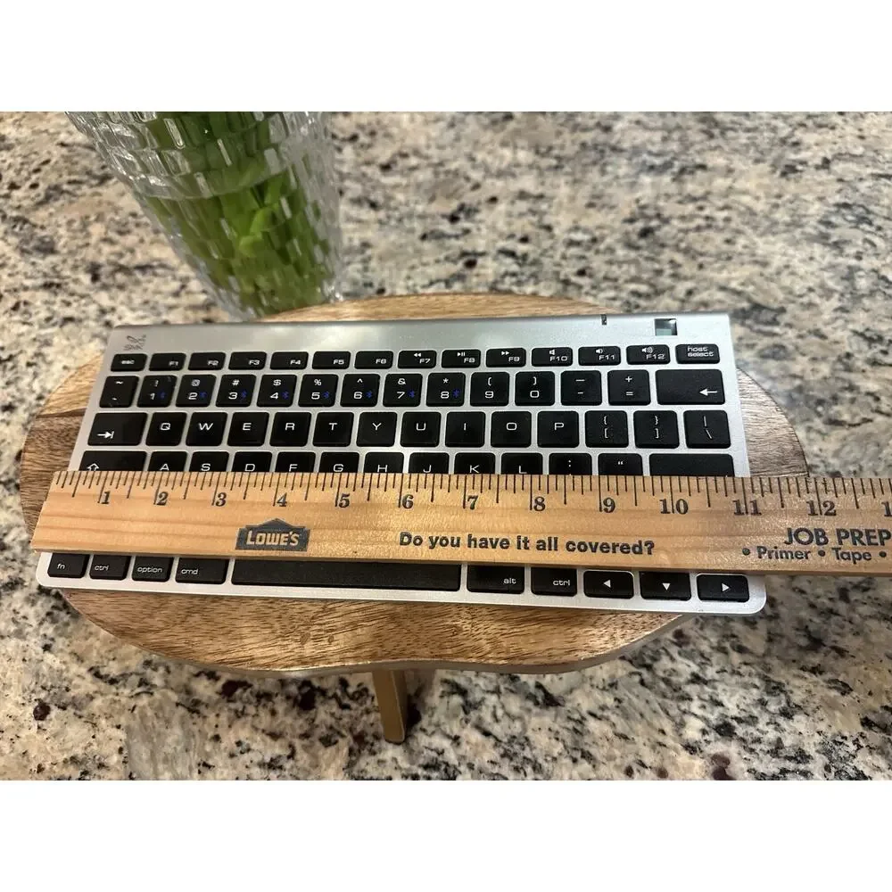 SMK-Link Electronics VP6640 SMK-Link Blu-Link Multi-Host Bluetooth Keyboard - Wi